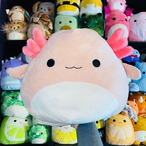 Squishmallows Archie Reina flip a mallow